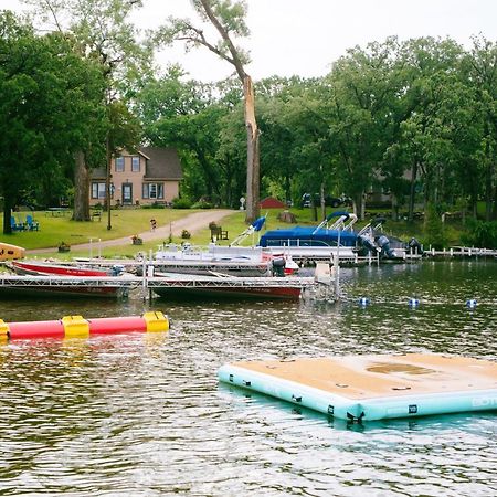 Swan Lake Resort & Campground Fergus Falls Екстер'єр фото