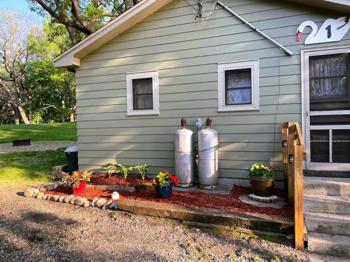 Swan Lake Resort & Campground Fergus Falls Екстер'єр фото