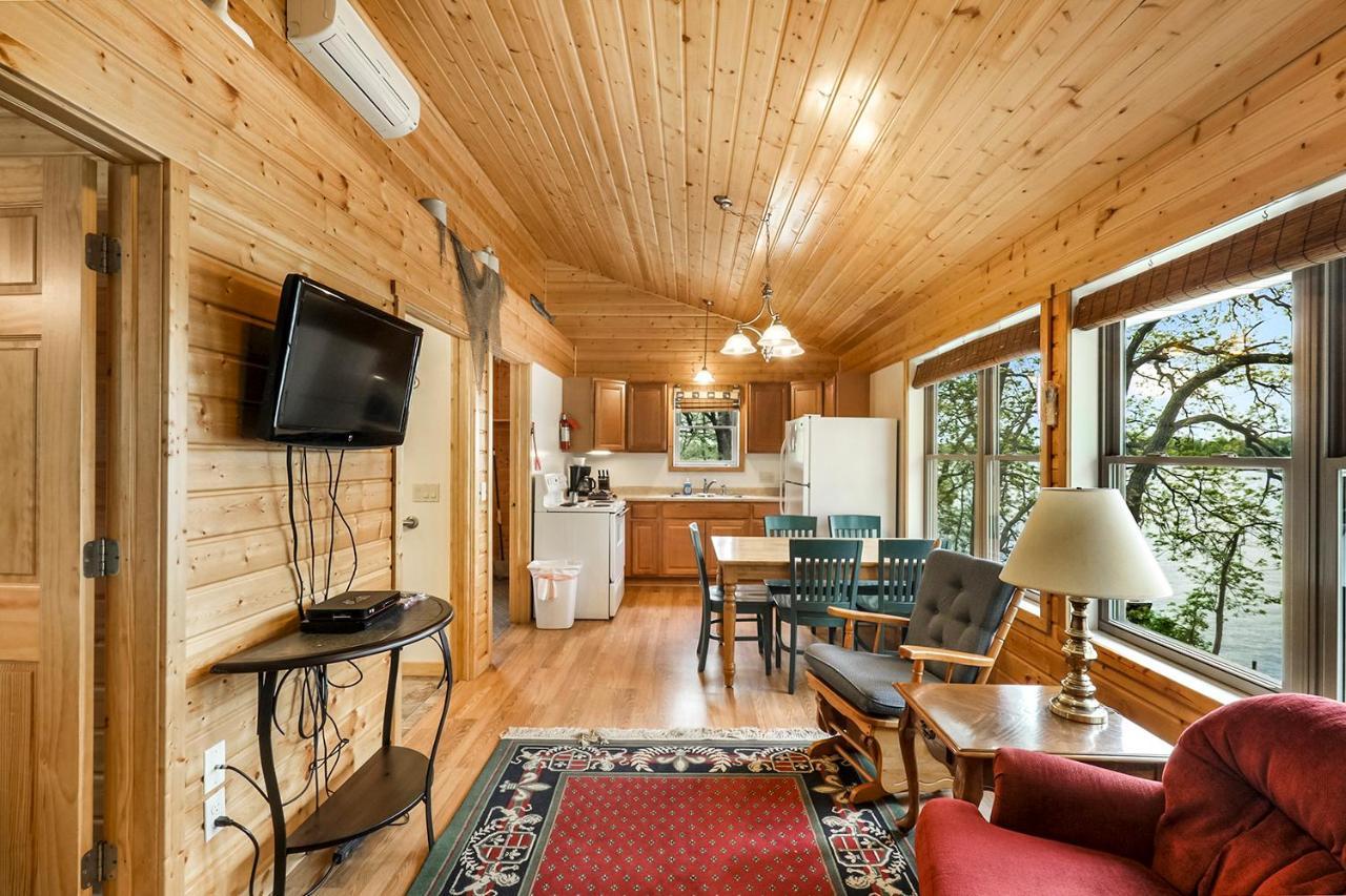 Swan Lake Resort & Campground Fergus Falls Екстер'єр фото