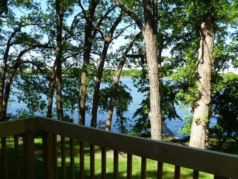 Swan Lake Resort & Campground Fergus Falls Екстер'єр фото