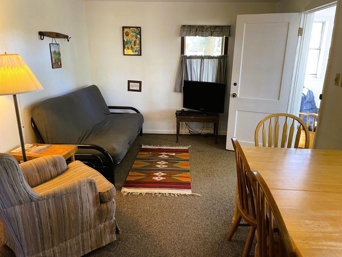 Swan Lake Resort & Campground Fergus Falls Екстер'єр фото